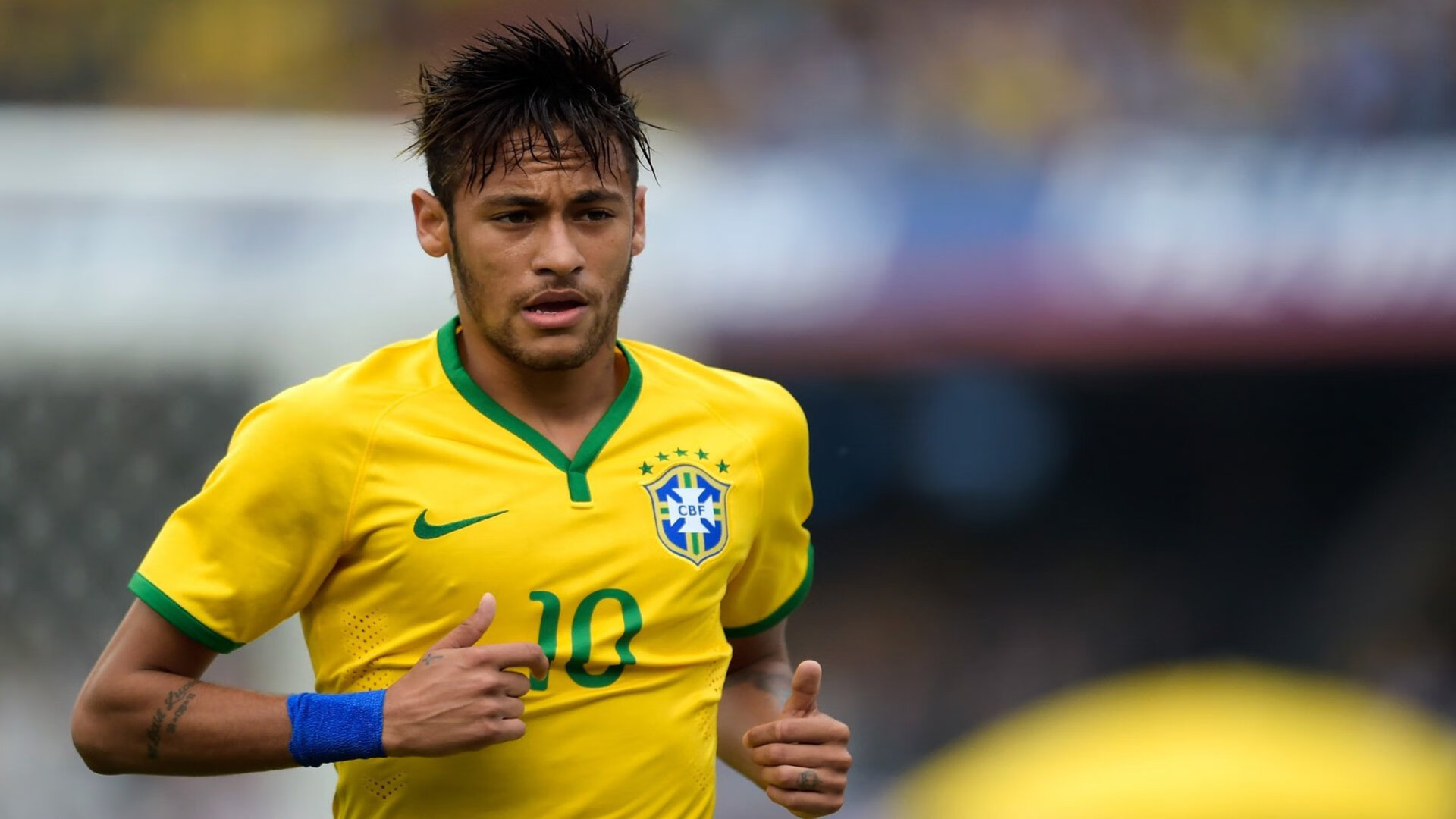 爱游戏网址登录-《深度采访：最具影响力的电竞选手背后故事》，关于电竞人物的采访