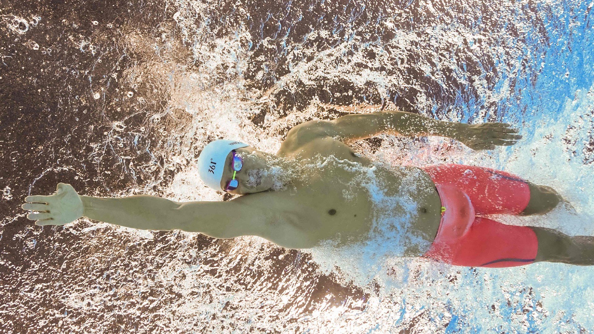 爱游戏在线娱乐官网-【击球技巧革命】面对高速投球，打者应如何调整击球位置？，高速运球如何上篮